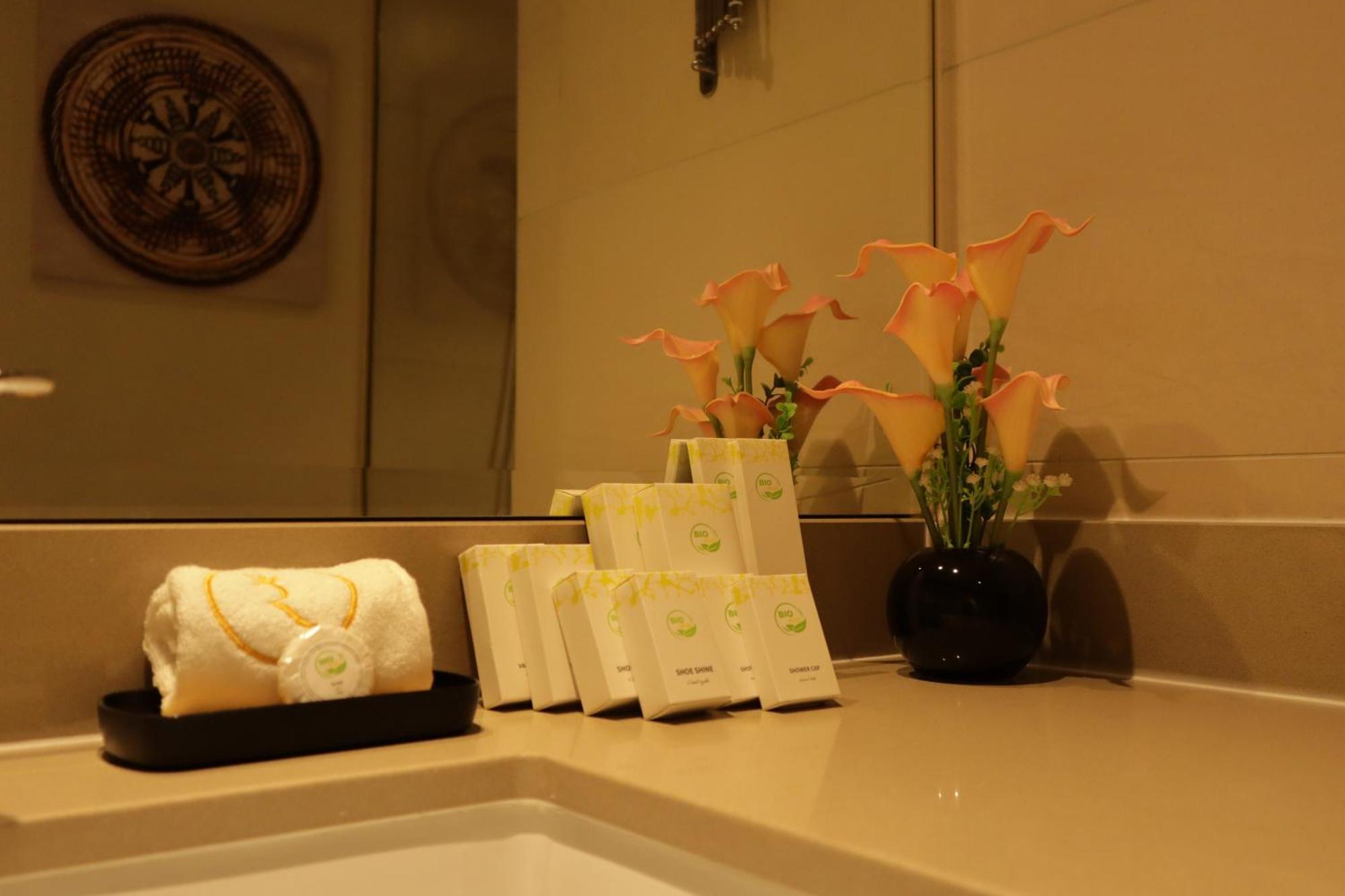 Twilight 1br Yas Island Abu Dhabi